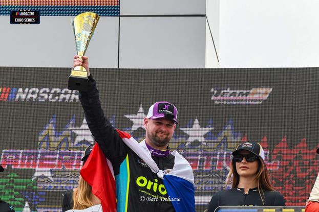NASCAR Euro Series 2025 Itálie - Doubek bere opět vítězství!